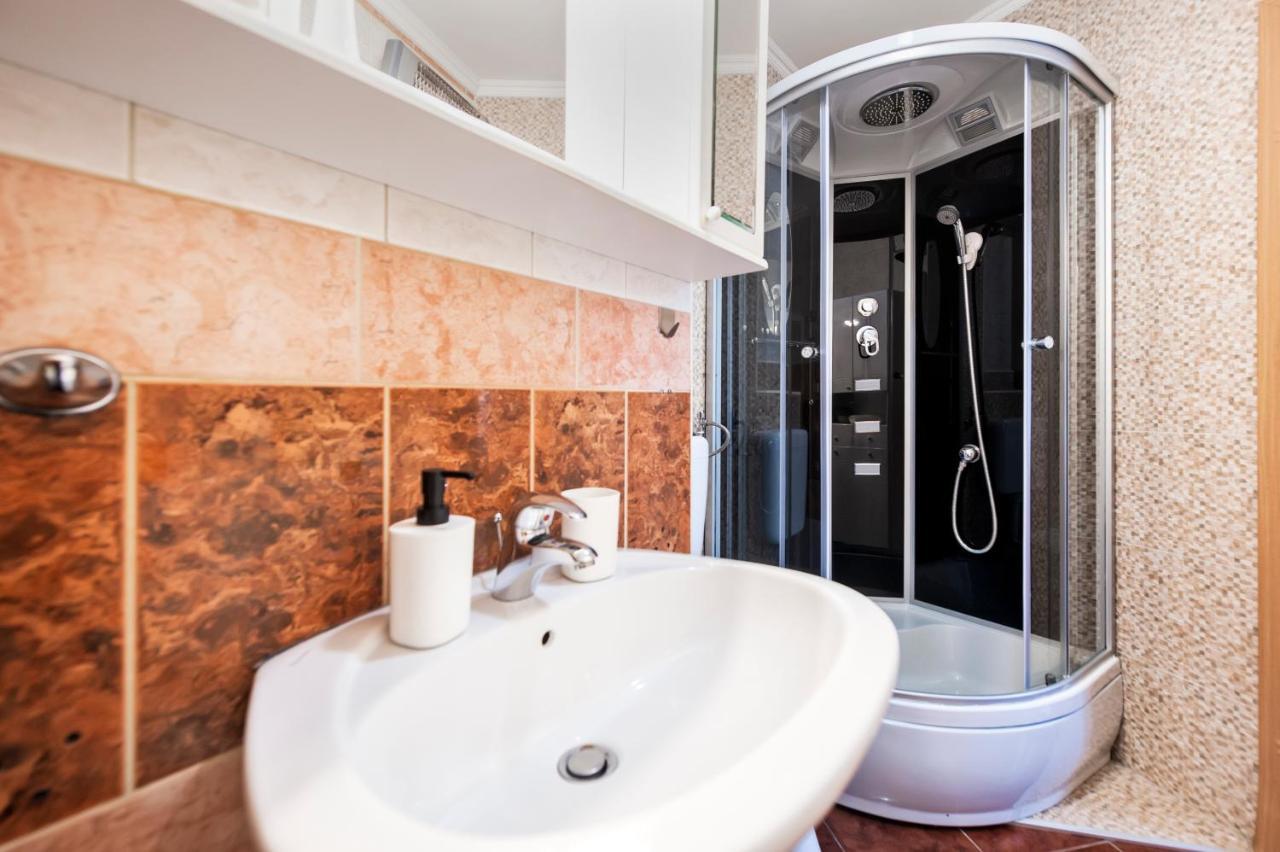 Ap Downtown Apartment Rovinj Kültér fotó